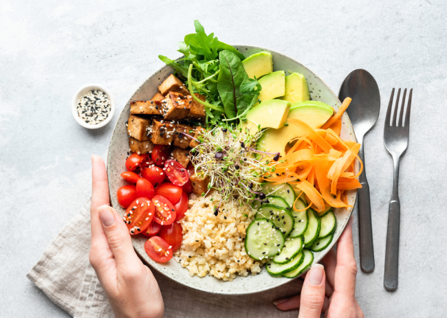11 Reasons Why Bowls Are Better Than Plates